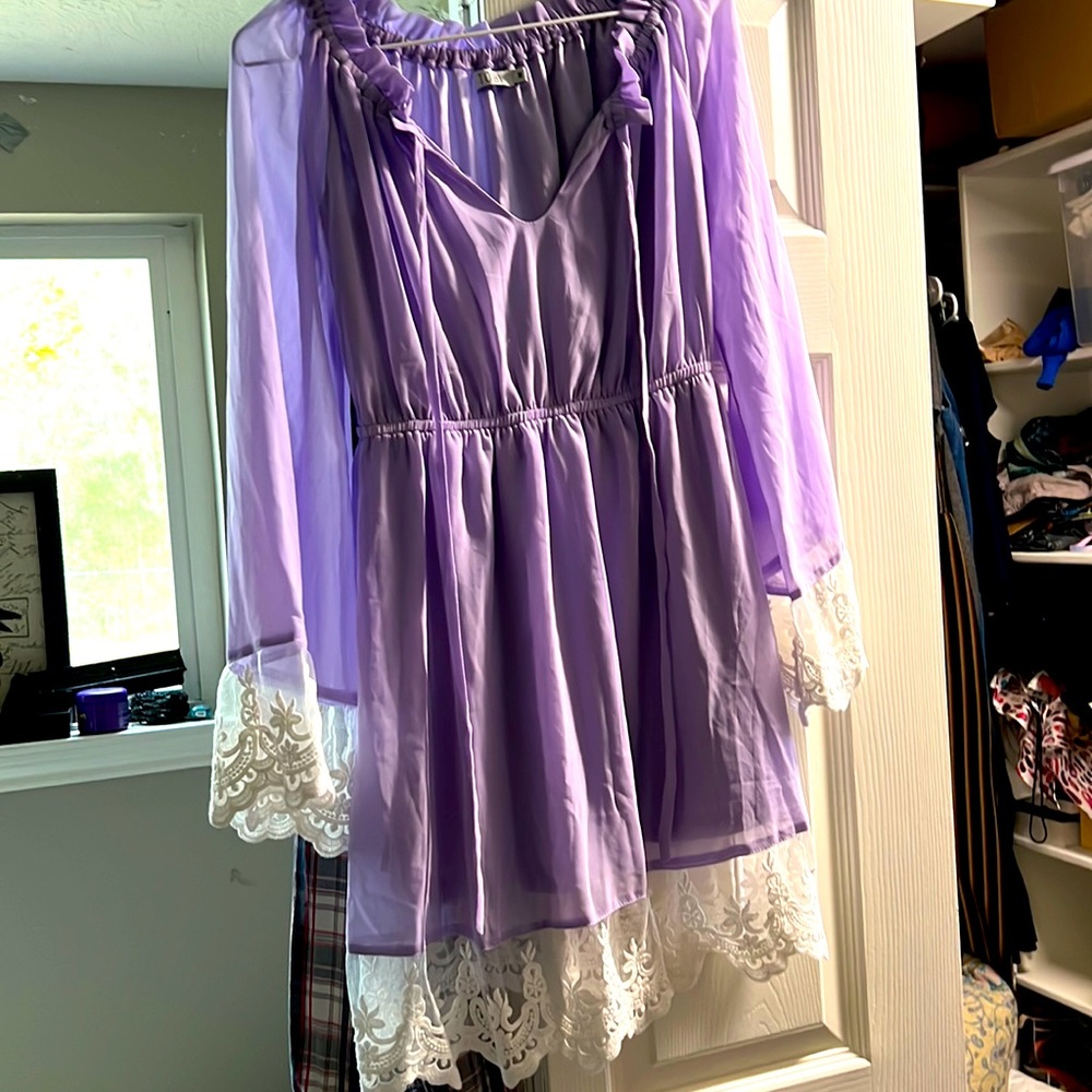 Tobi lace trimmed bell sleeve tunic